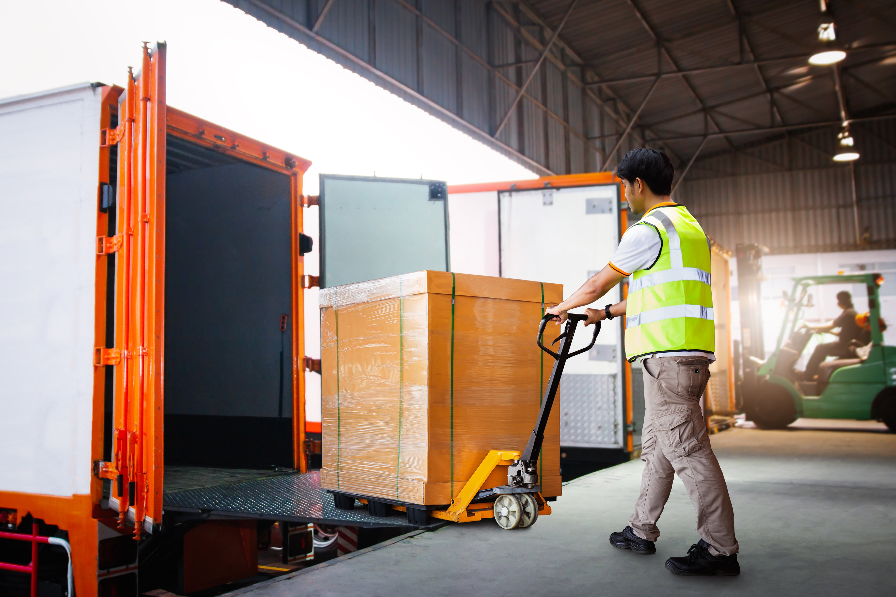 Why the Manual Pallet Jack is Still a Must-Have for Warehouses — Arrow ...