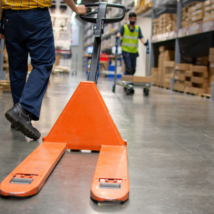 The Timeless Utility of the Manual Pallet Lifter